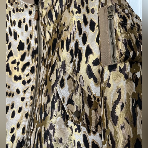 Banana republic leopard bomber jacket - Picture 6 of 11